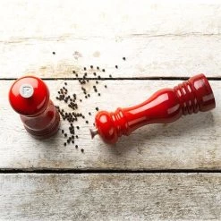 Le Creuset Lot De 2 Moulins à Sel Et à Poivre Cerise -Fine Kitchenware 201900 1 1 Lot de 2 moulins a sel et a poivre cerise Le Creuset