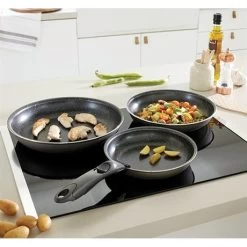 Set 3 Poêles Anti-adhésives Effet Pierre Et Manche Amovible 8 Set 3 Poêles Anti-adhésives Effet Pierre Et Manche Amovible -Fine Kitchenware 20211 1 4 Set 3 poeles anti adhesives Effet Pierre et manche amovible Mathon