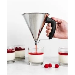 De Buyer Entonnoir à Piston Kwik Noir -Fine Kitchenware 573050 3 1 Entonnoir a piston Kwik noir De Buyer